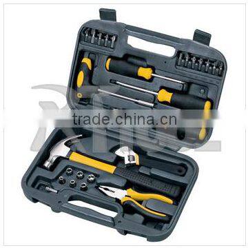 26PCS HARDWARE HOUSEHOLD HAND TOOL SET OF SCREWDRIVER