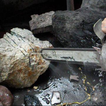 chain saw for stone and bricks