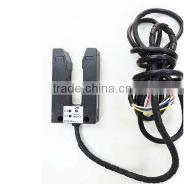 SUNTECH Edge-Alignment Sensor for Fabric Rolling Machine photo-4