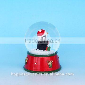 Lovely Chrismas Penguin Resin Snow Globe For Sale photo-3
