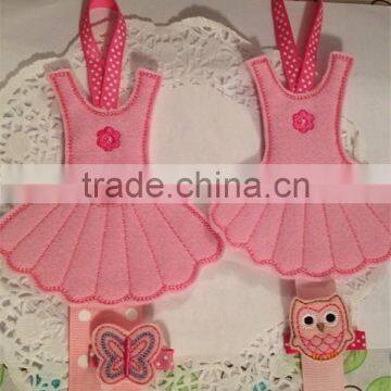 Hot sell Felt Ballerina tutu hair clip hanger applique made in China