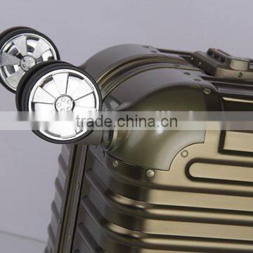 Guangzhou Pro Aluminum Pilot Aluminum Hard Trolley Suit Case With GPS Detachable Wheels photo-6