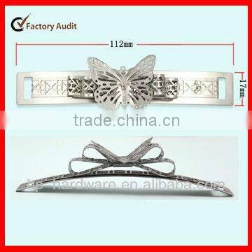 Decorative buckle in iron