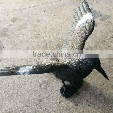 plastic flying crow ,real like crow ,plastic garden decoration ,plastic crow