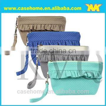 color customized lace traveling cosmetic bag for girl with handle wrist