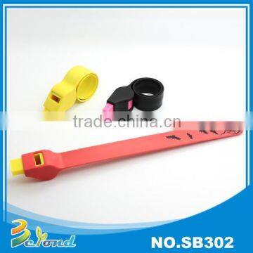 Promotional cheap match day whistle silicone bracelet