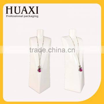 2016 Luxury custom jewelry display bust for pendant display