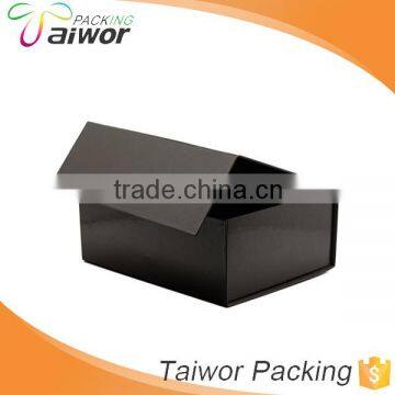 Custom Black Rigid Magnetic Closure Gift Box Wholesale photo-3