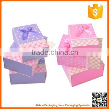 durable & decorative foldable boxes with ribbon