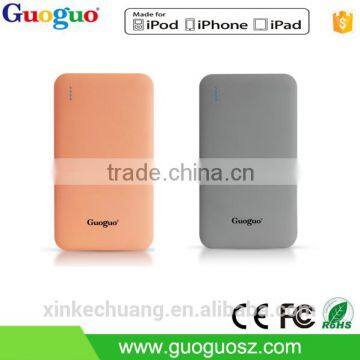 2016 new arrival 5v 2.4a Power Bank 5000mah with integrated cable