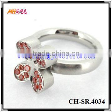 Magicfour-leavedclover red diamond inlay stainless steel promise ring hot sale