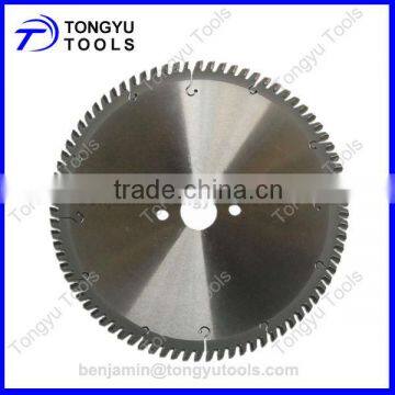 Non-ferrous cutting blades, sawblade for cutting metal