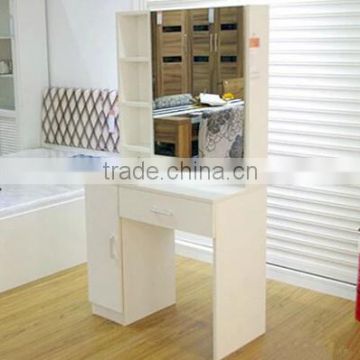 High Quality Wooden Makeup Table, Dressing table, Dresser