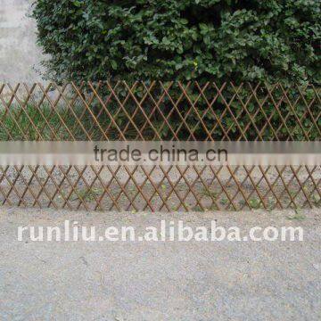 willow trellis/wicker fence