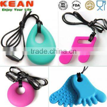 LFGB and FDA Approved Silicone Necklace Pendant China Hip Hop Jewelry photo-6