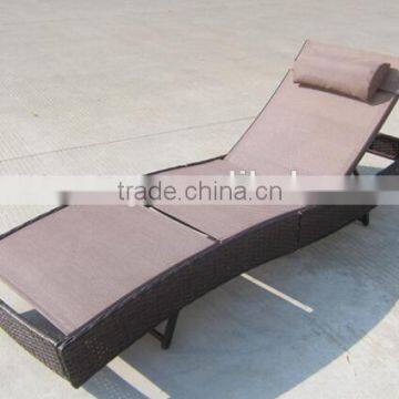 cheap outdoor rattan wicker sun lounge bed chair