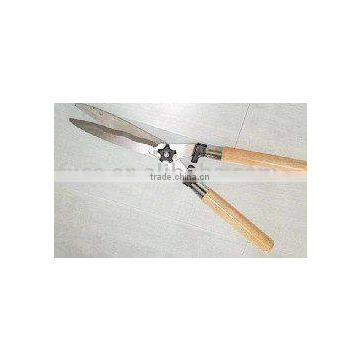 21INCH WOODEN HANDLE WAVY HEDGE TREE PRUNING SHEAR