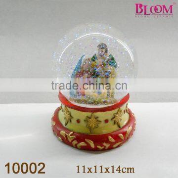 Hot Sale Custom Polyresin Water Globe photo-4