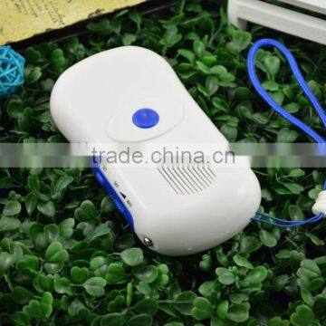 Solar Flashlight (with FM Radio) photo-3
