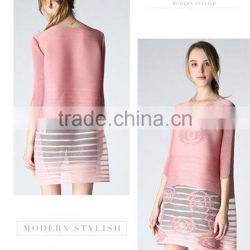 Woman Pleat Round Neck Flower Splicing Loose Dresses Wholesale photo-2