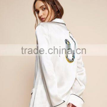 Fashion Suraa Embroidered Pyjama Piping Pocket Long Sleeve Silk Pajamas Set For Women Sleepwear With High Quality photo-3