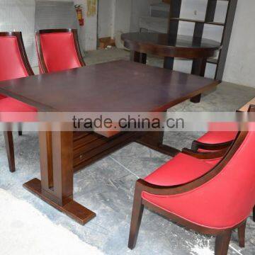 Wooden restaurant table and leather chairs XY0706