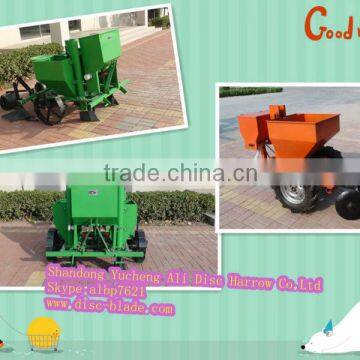 Double rows tractor mounted agricultural potato planter for sale