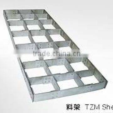 Molybdenum shelf