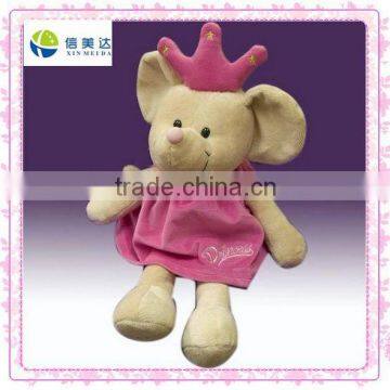 Plush crown mice toy