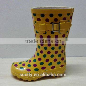 Elegant Yellow Kids Rubber Rain Boots With Dots Print