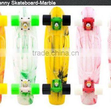 Retro plastic 22" cruiser skateboard