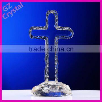 Sand blasting crystal cross standing