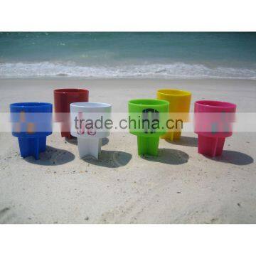 Drink Holder Eco-Friendly Portable Sand Plastic Coffee Beach Cup Holder photo-3