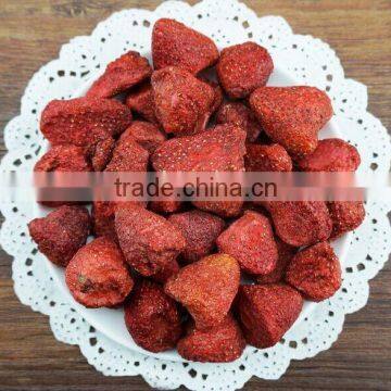 Freeze dried strawberry fruit