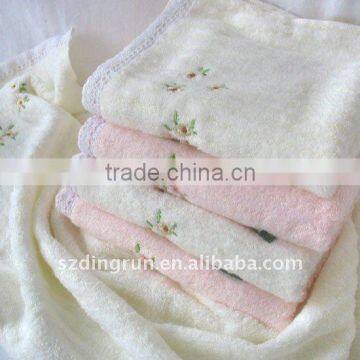 100%cotton plain embroidered hand towel for adluts