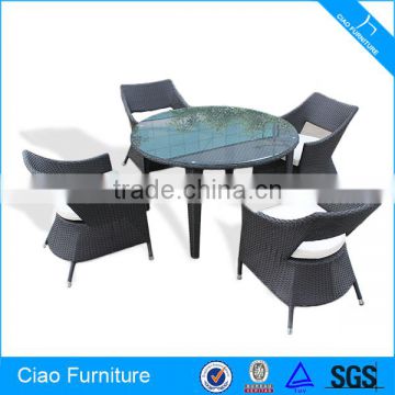 Upscale Outdoor Rattan Furniture Dining Round Table Set