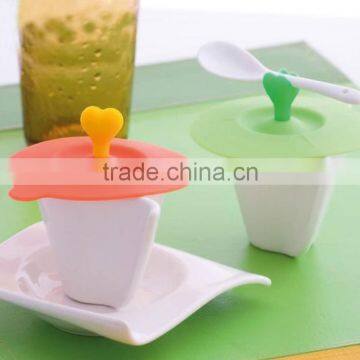 Fda universal Silicone Drink Cup Lids tea cup cover lids with scoop