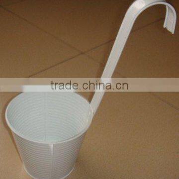 Popular white metal hanging flower pot for sale