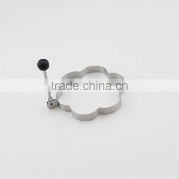 Pretty Flower Shape Fried Egg Mold photo-2