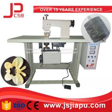 Popular Computerized Lace Fabric Trimming Braiding Making Machine photo-4
