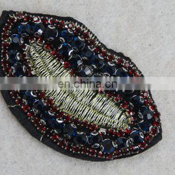 Fancy Style Lip Rhinestone Patch Gold Lurex Applique photo-5