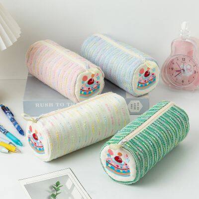 Mayorista de estuches de lápices de pastel de fresa con cremallera personalizados