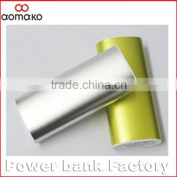 W001 Shenzhen Factory External Battery Charger Alluminium Alloy Magnic Wand Power Bank Portable Power Bank 5200mah for Iphone photo-5