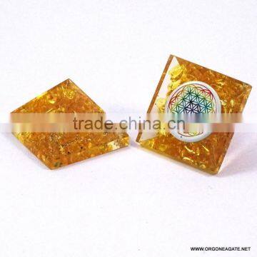 Yellow Onyx Baby Orgone Pyramid With Flower Of Life | Orgone Agate