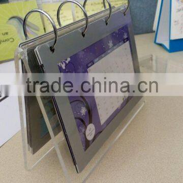 Customized 2017 V Shaped Acrylic Calendar Calendar Display photo-3