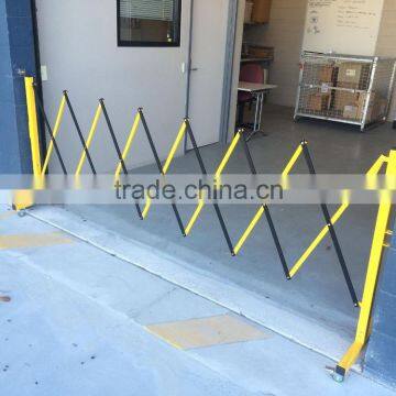 Expanding Barrier Trellis Baricade with Castors- 3.6 metre