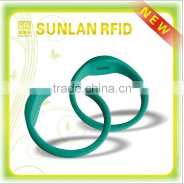 Factory Direct Sales Top Quality Silicone Wristband / Pvc Wristband/bracelets photo-6
