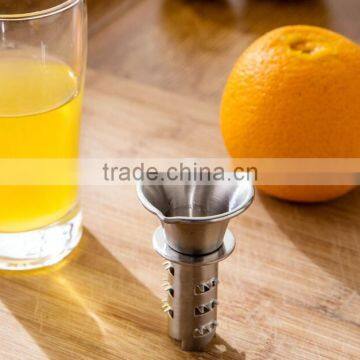 CY179 Creative Fruit Vegetable Tools Lemon Juicer Manually Squeezers photo-6