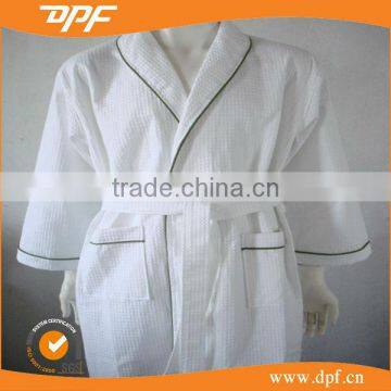 2016 Factory Wholesale Stock White Cotton Waffle Gown Bath Robe