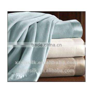 China manfacturer 100% Pure Silk Blanket